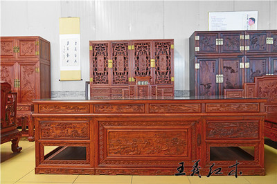 王义酸枝木办公桌 办公专用古典家具的文化魅力与报价解析