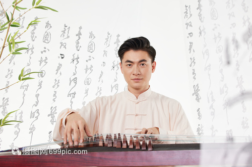 弦歌怀古 古筝声里的男性风骨